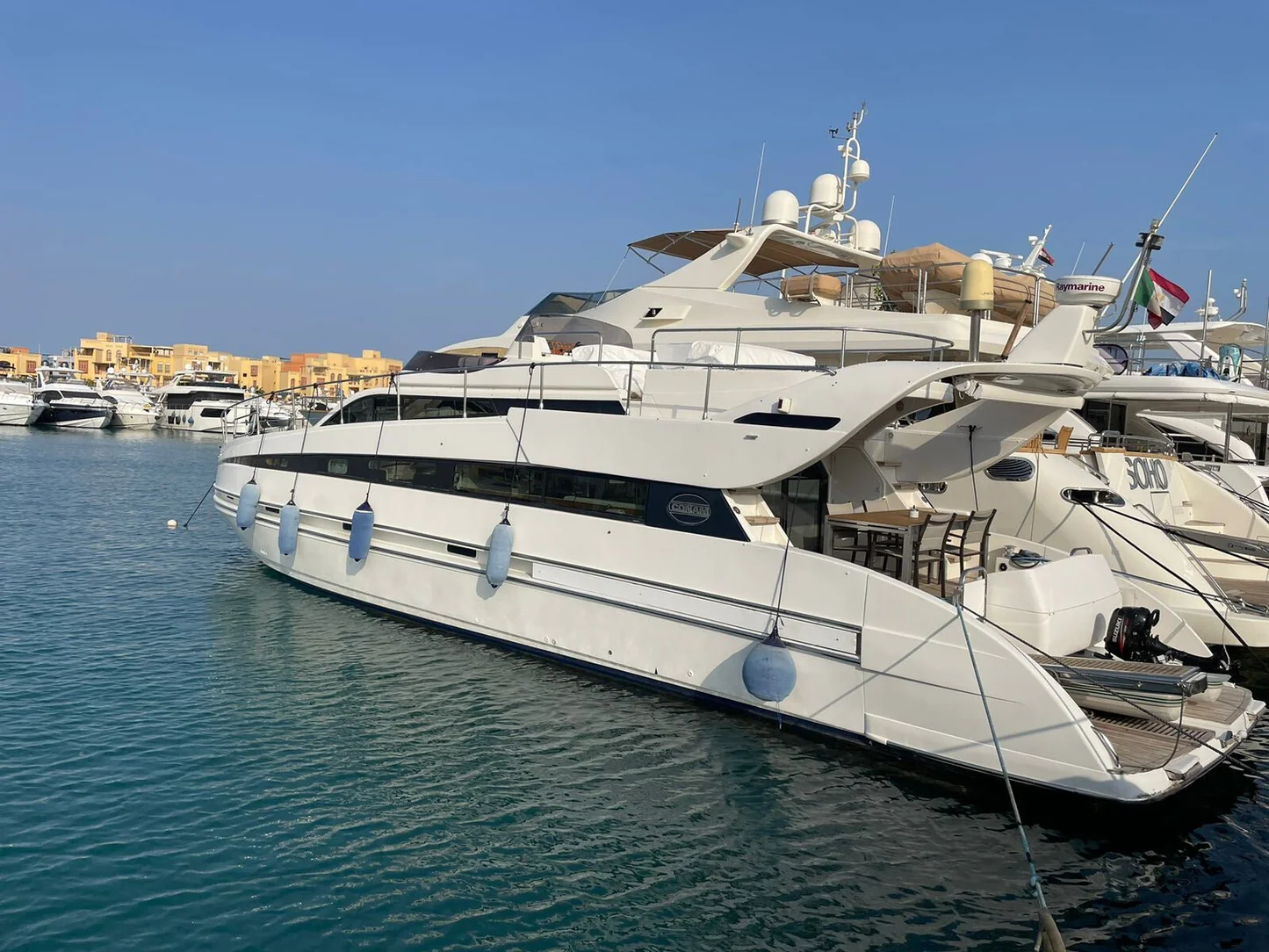 {"en":"El Gouna Boats"}