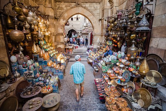 {"en":"khan el khalili"}