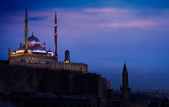 {"en":"The Citadel of Salah El-Din"}