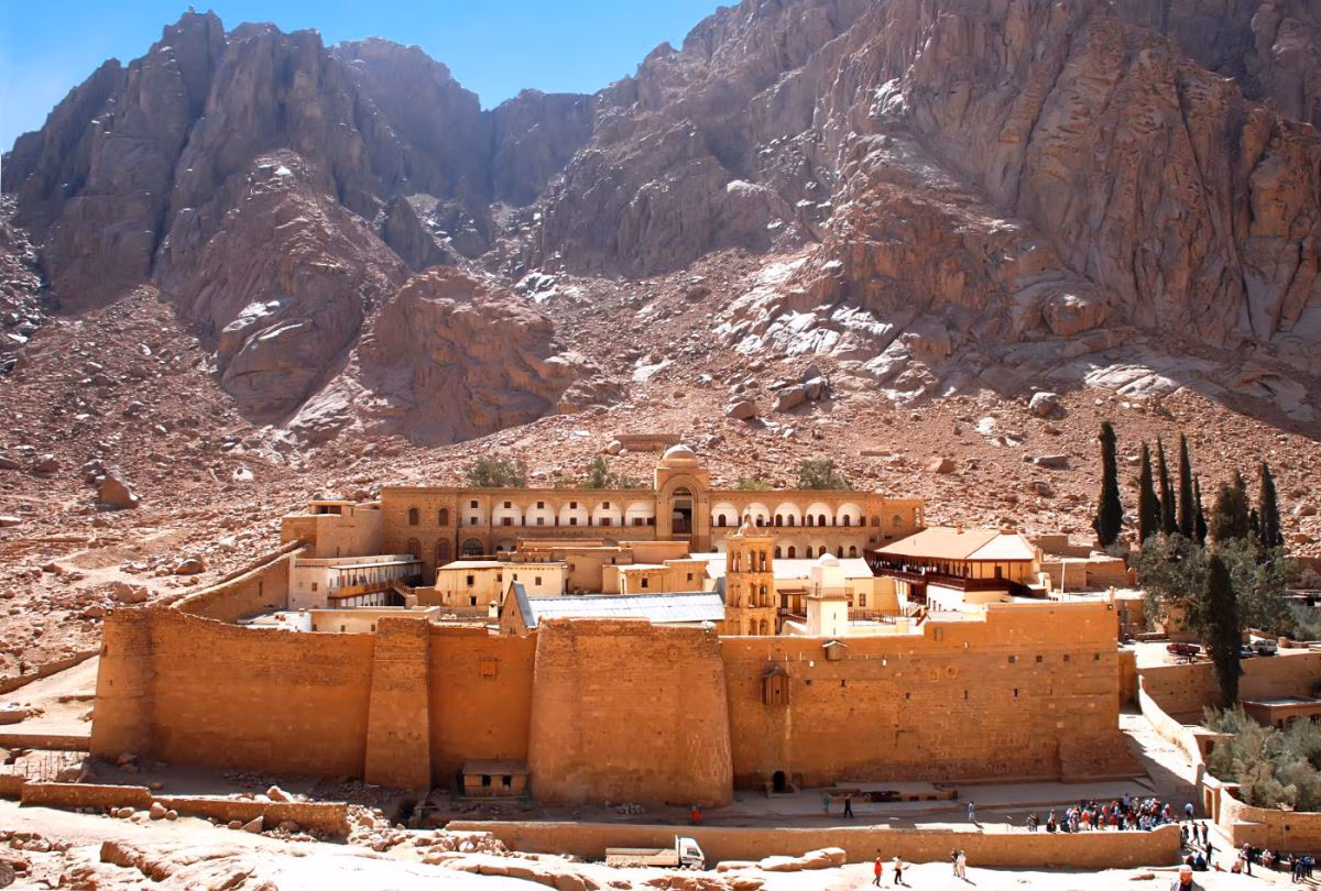 {"en":"Saint Catherine Monastery"}